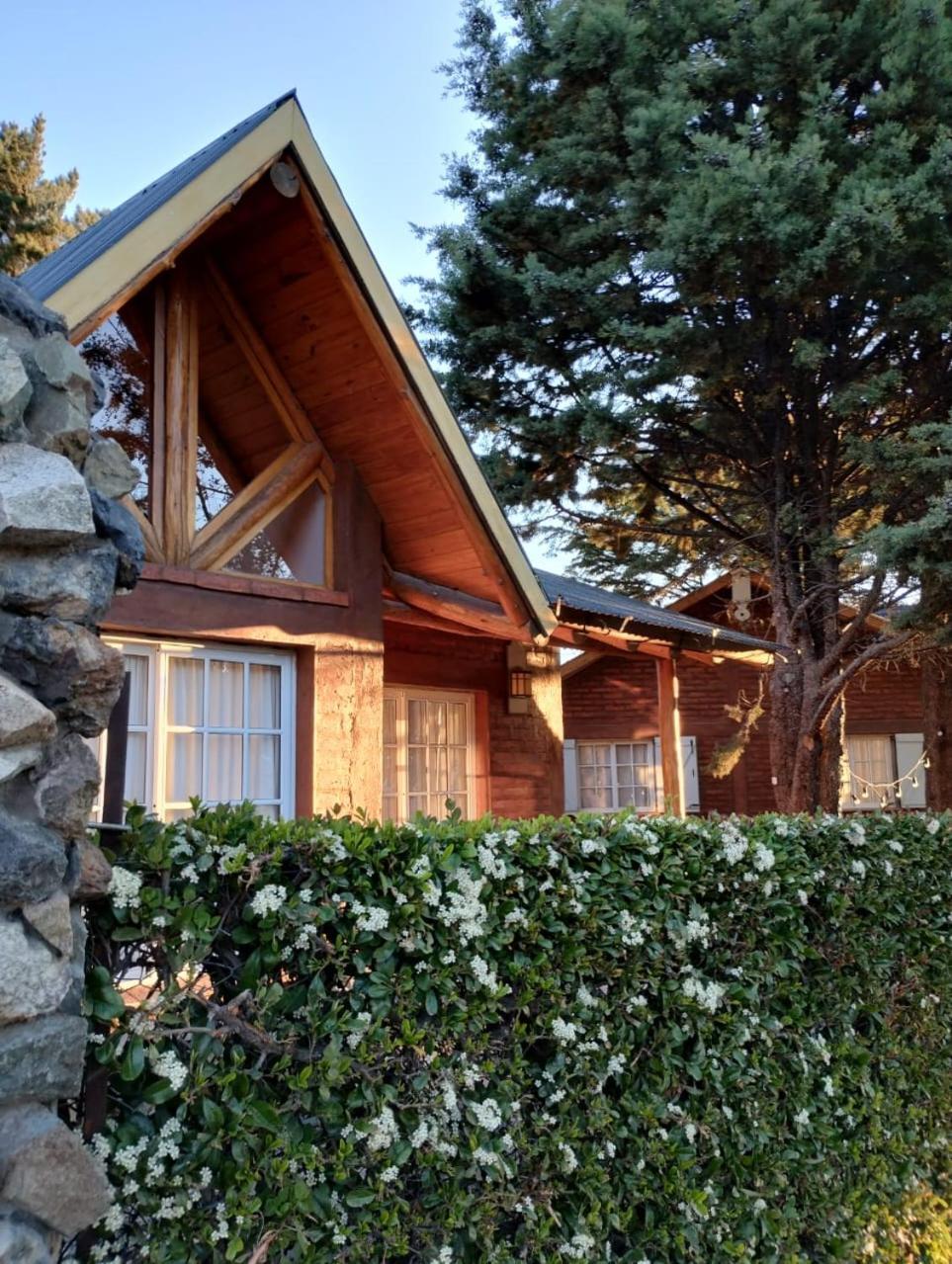 Cabañas Pyracantha Esquel Exterior foto